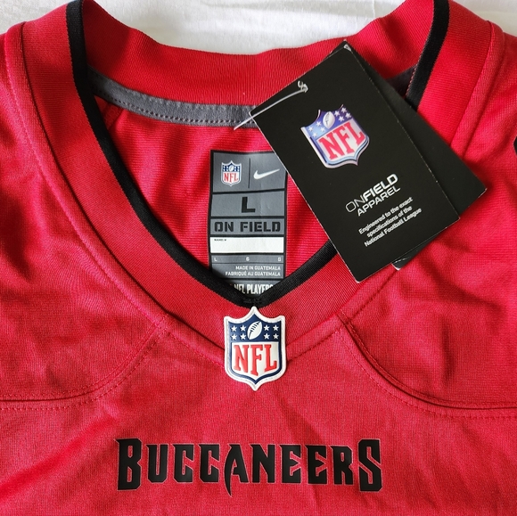 Autographed Tom Brady Throwback Jersey with COA - Picture 3 of 7